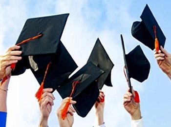 Announcement for Graduates Receiving
Their Degrees: Please Fill Out the
Employment Status Information.