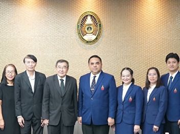 The Ad Hoc Subcommittee for the
Administration of the New Breed
Graduates Project Conducts a Site Visit
to Monitor Participating Programs.